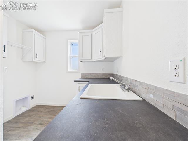 964 S Greenway Avenue