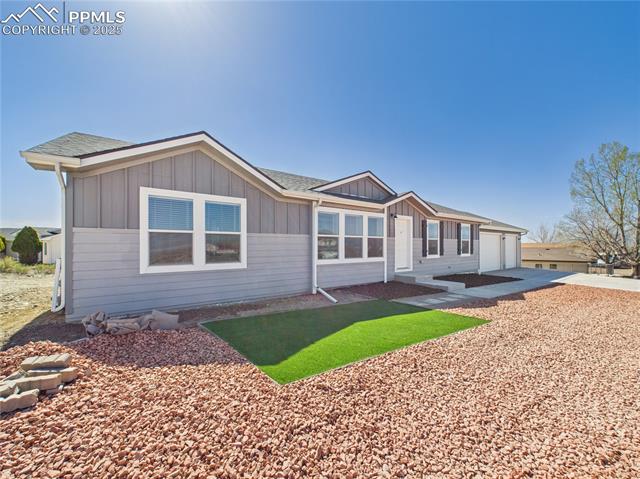 964 S Greenway Avenue