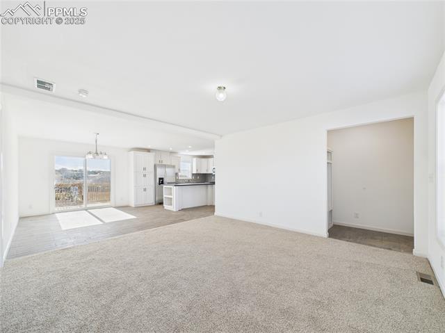 964 S Greenway Avenue