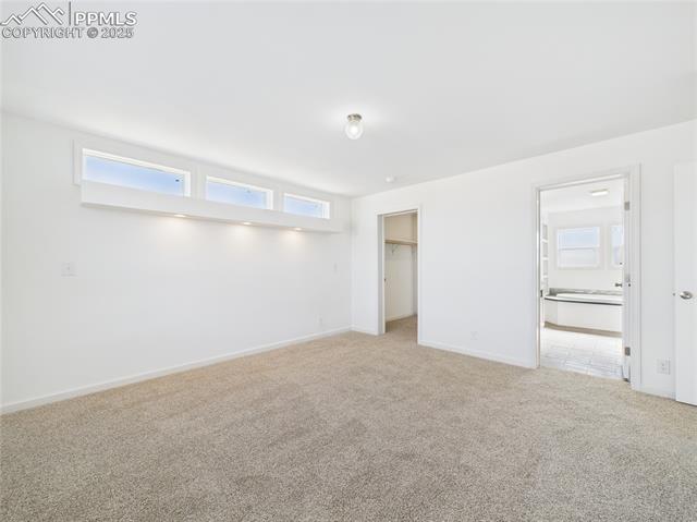 964 S Greenway Avenue