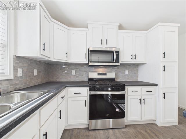 964 S Greenway Avenue