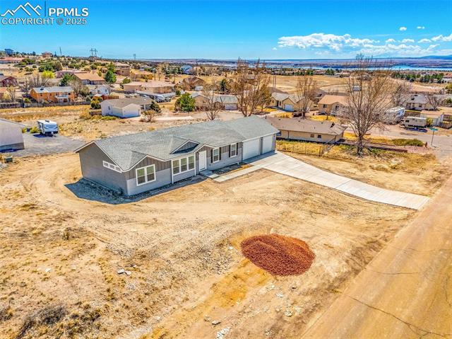 964 S Greenway Avenue