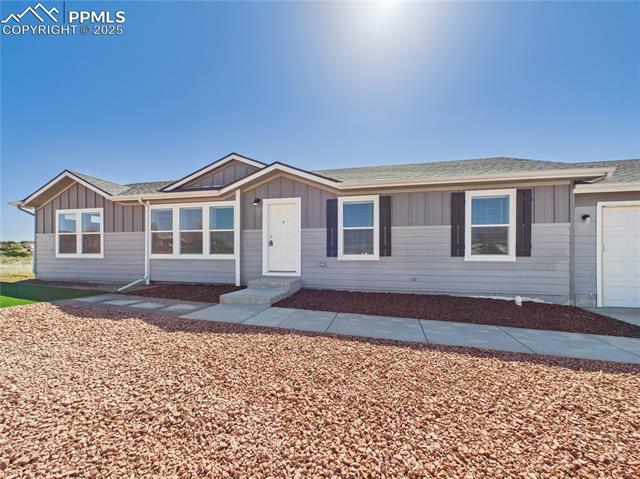 964 S Greenway Avenue