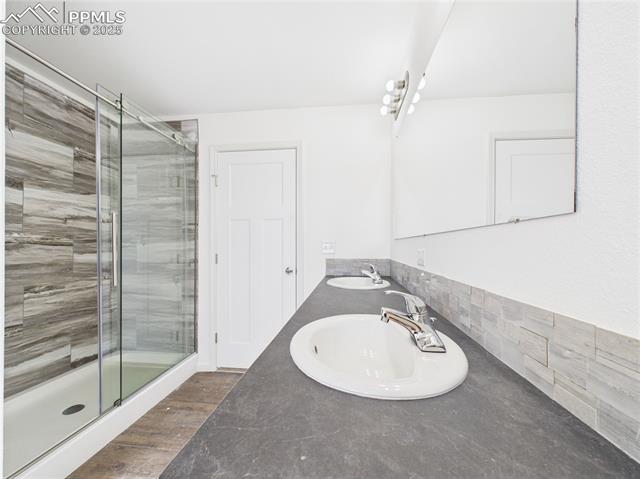 964 S Greenway Avenue