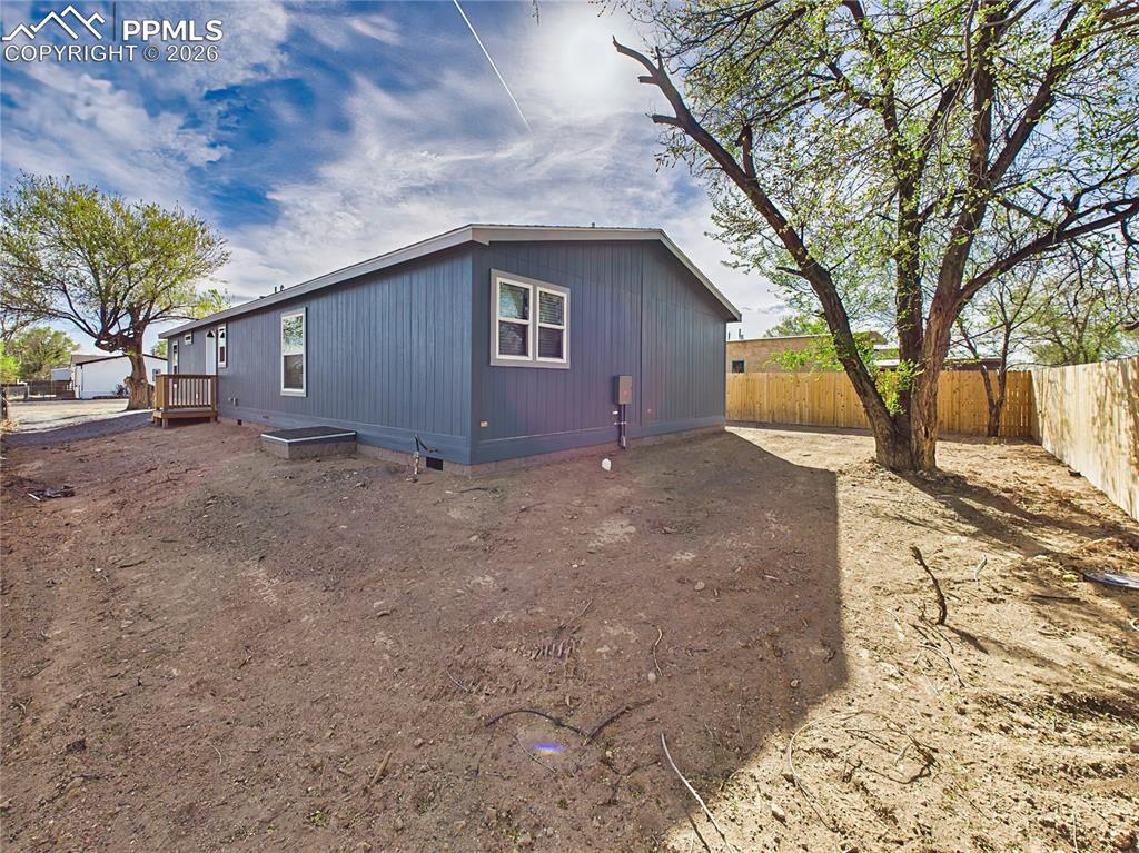 273 E Don Drive