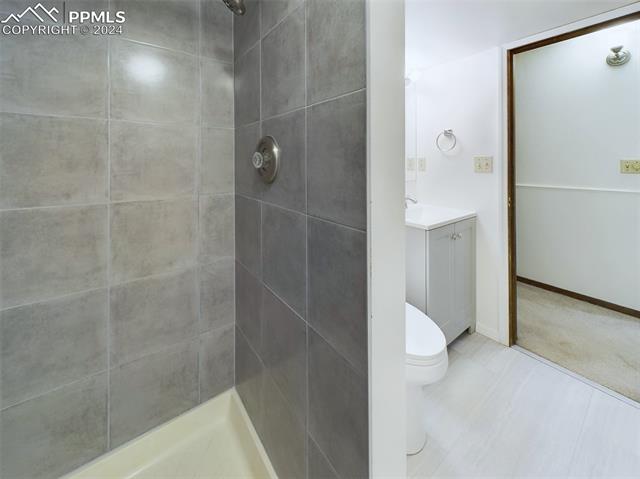 1973 Mineola Court A