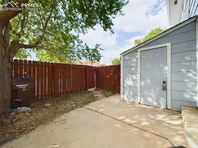 1973 Mineola Court A