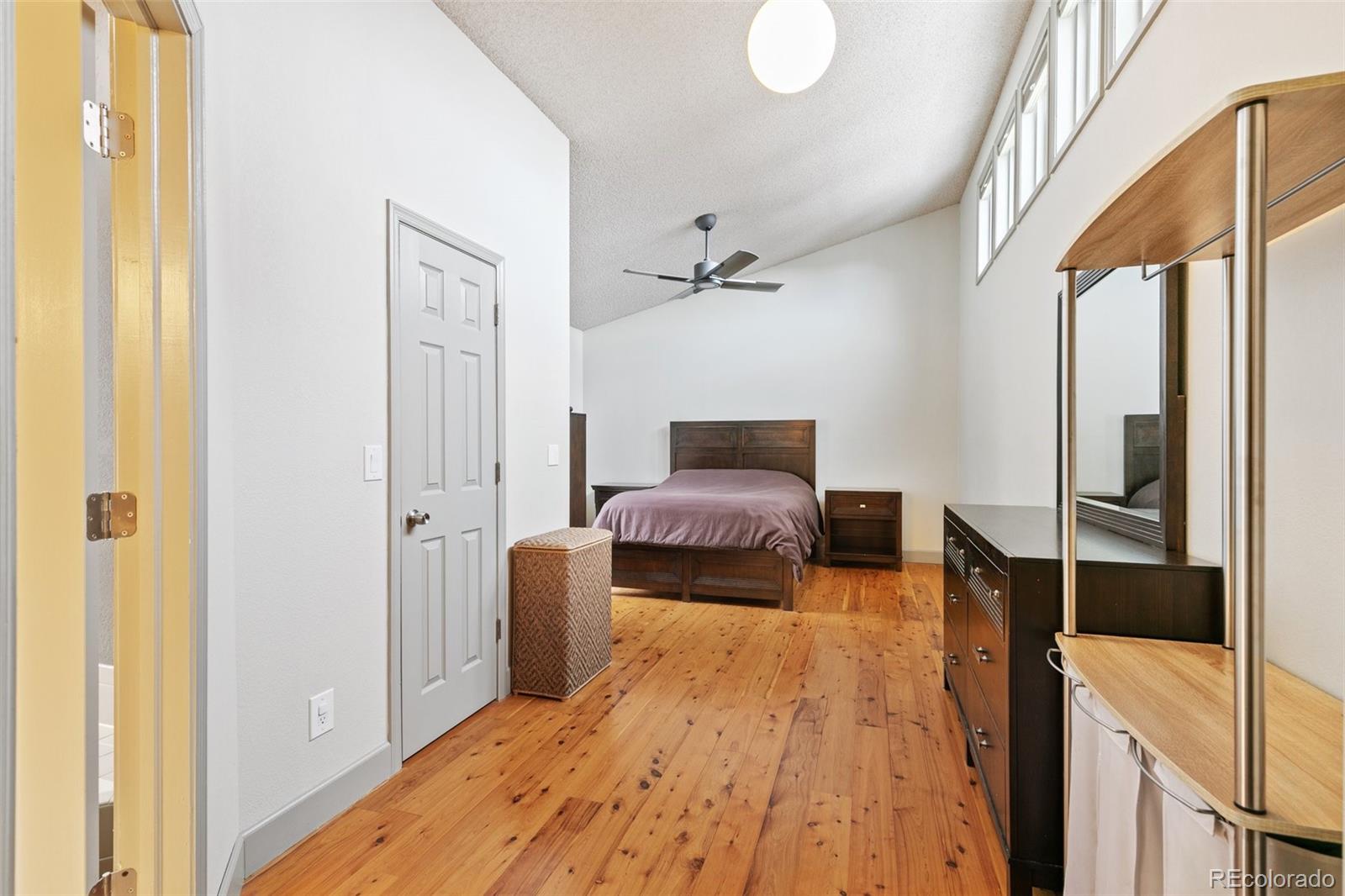 1055 Golden Hills Road