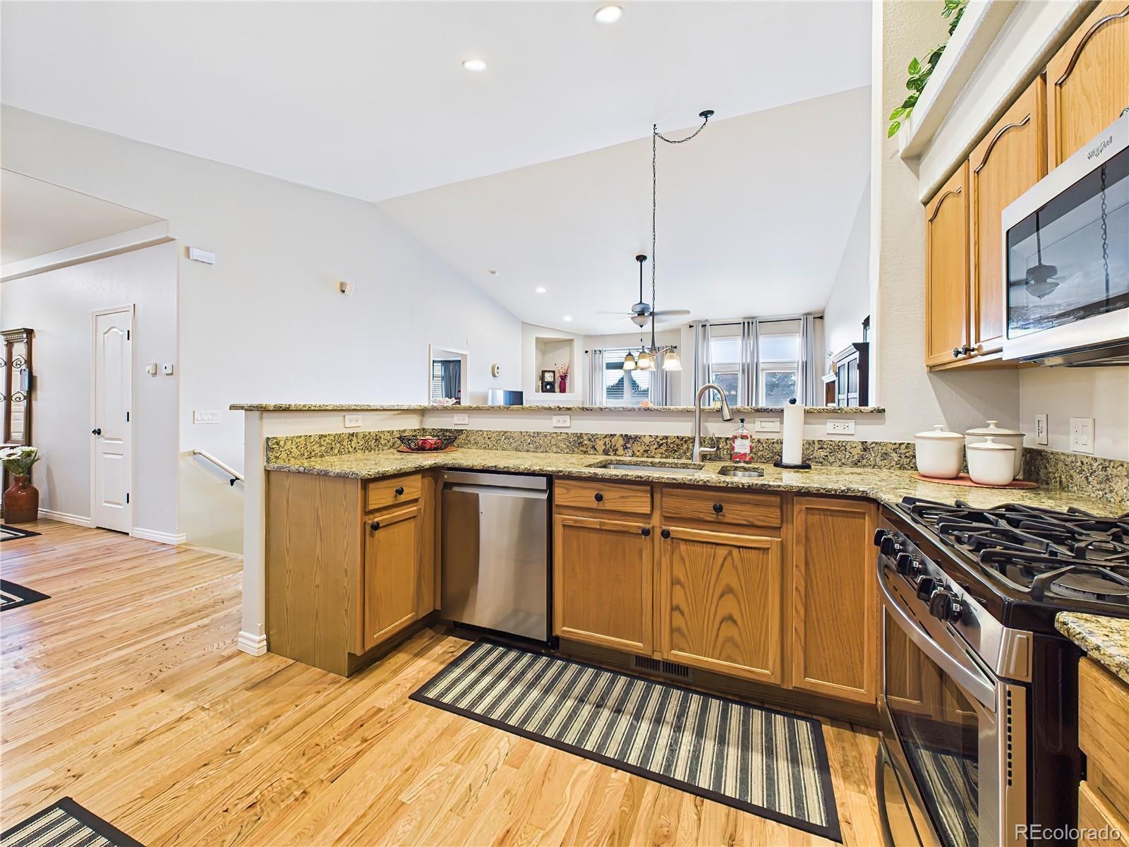 6439 Range Overlook Heights