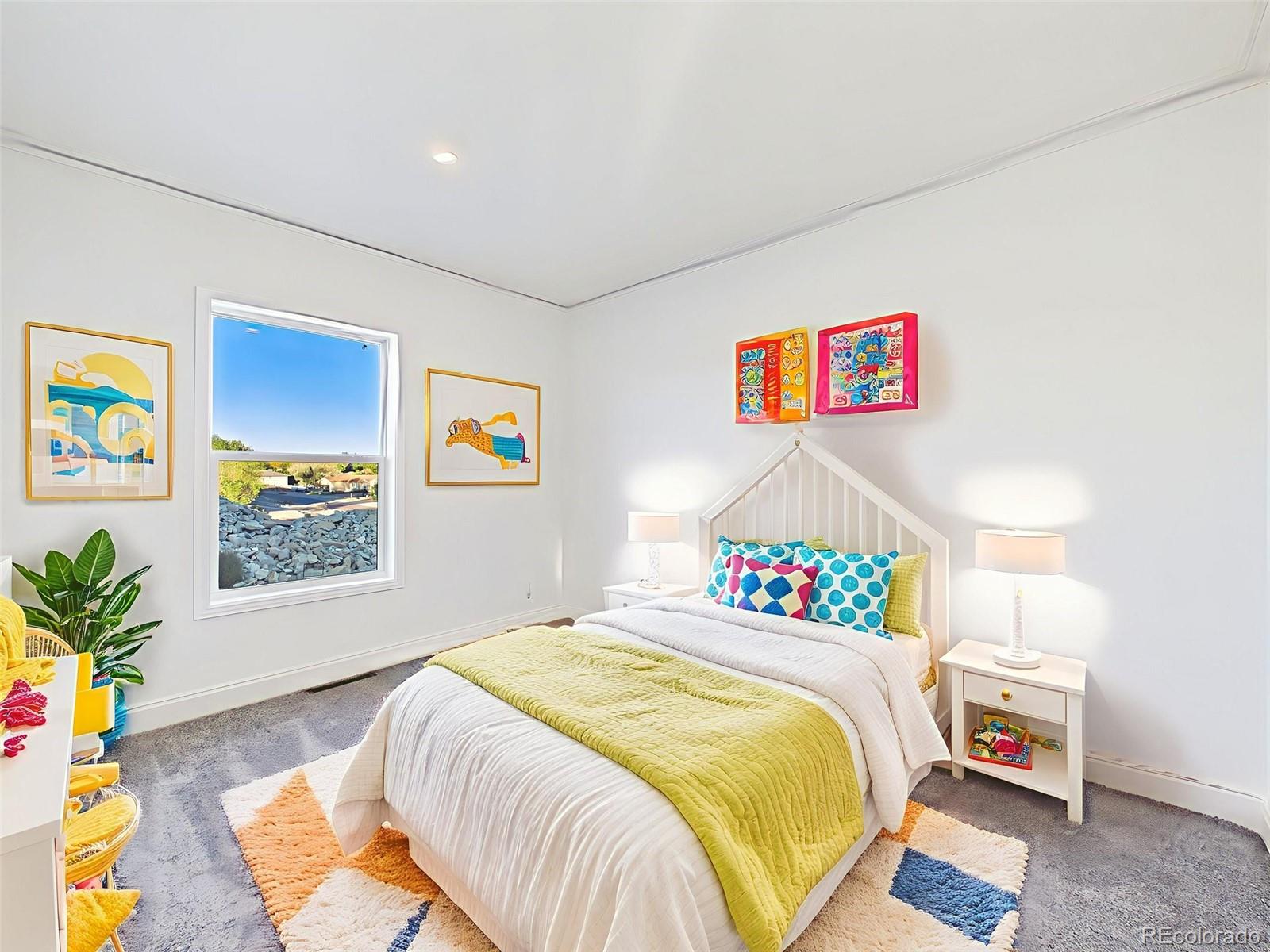 893 S Greenway Avenue