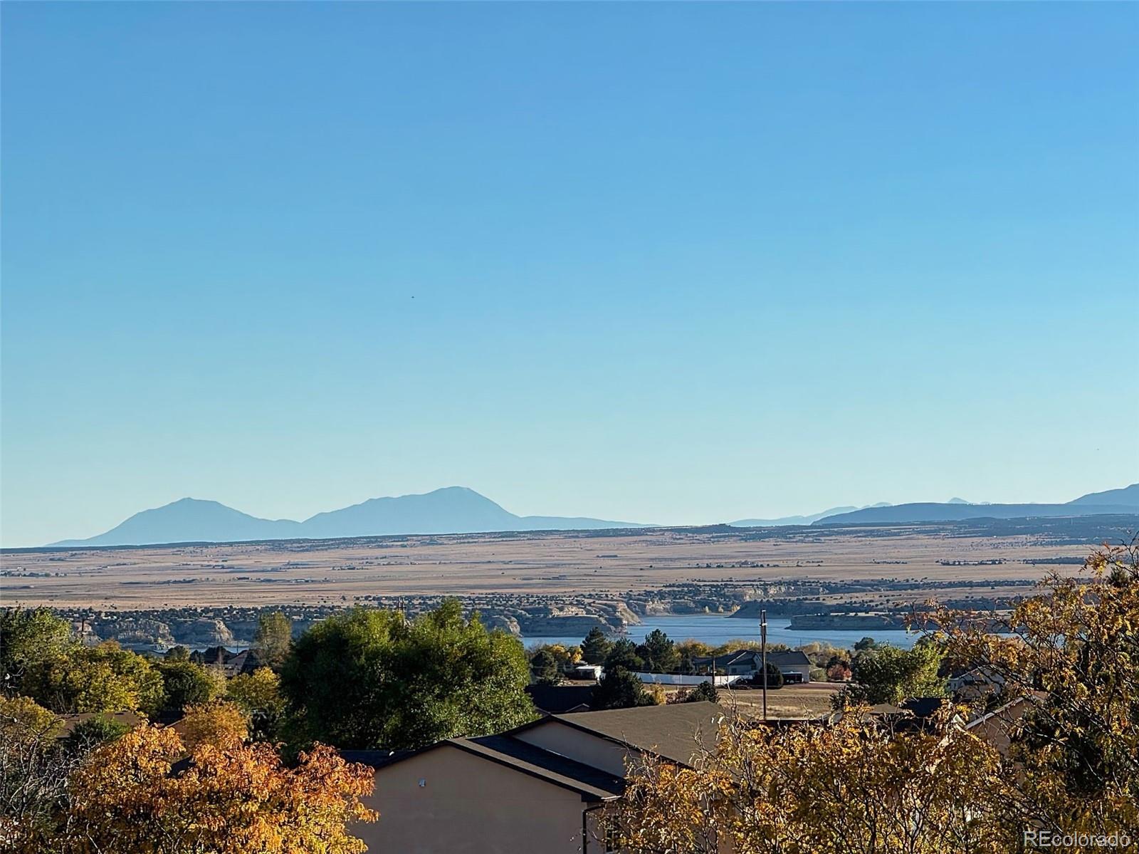 893 S Greenway Avenue