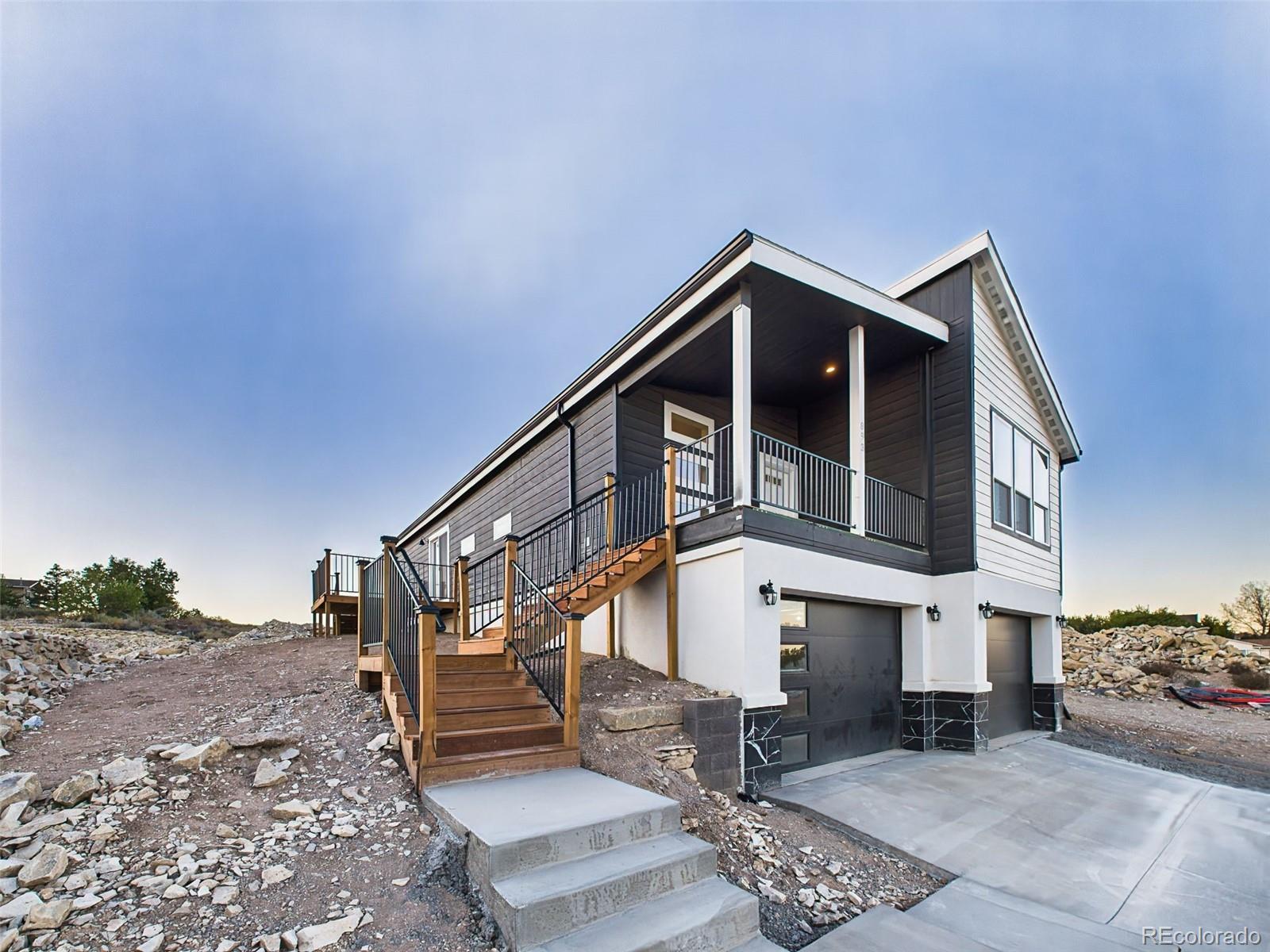 893 S Greenway Avenue