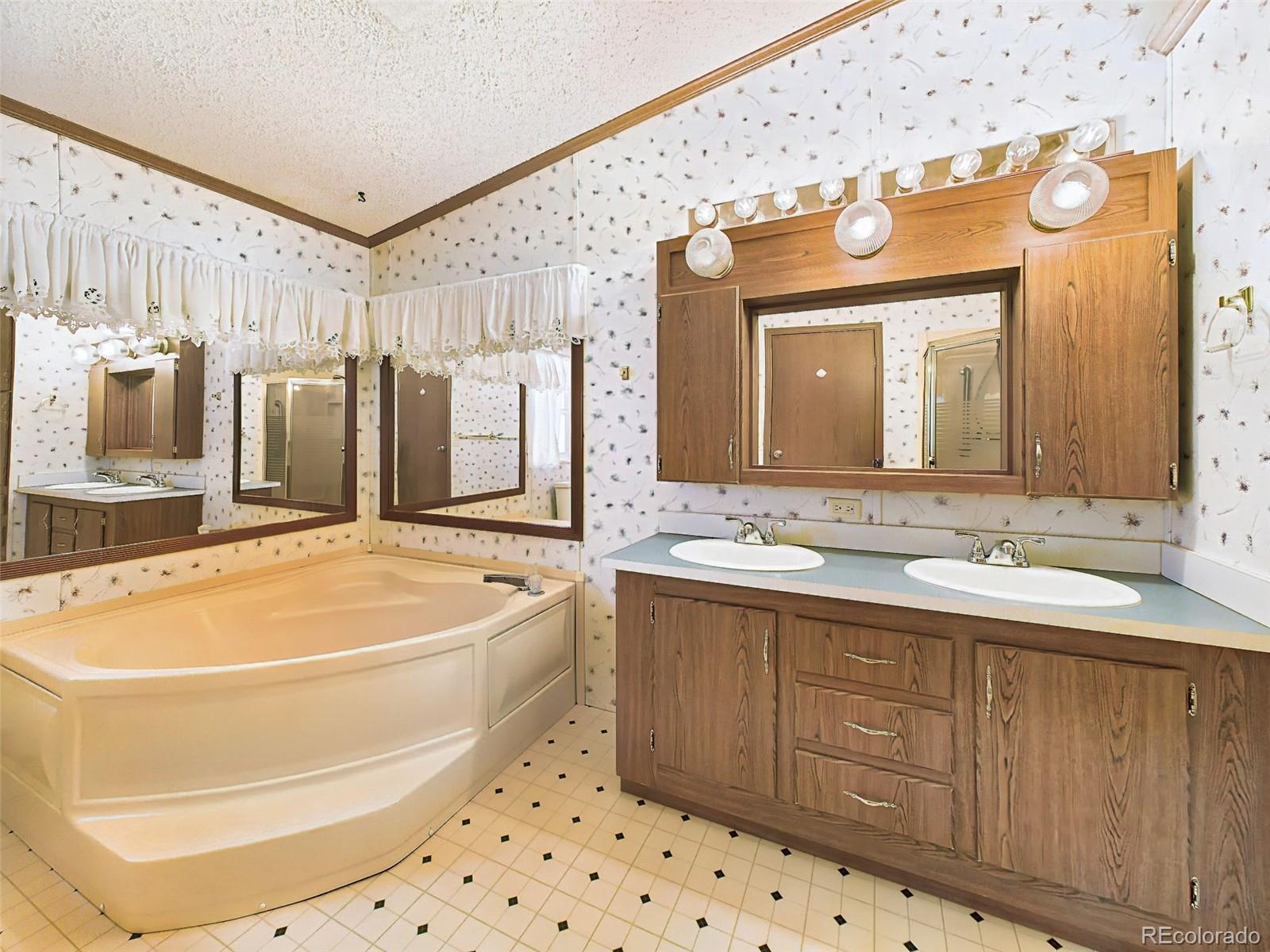 1095 Western D229 Drive