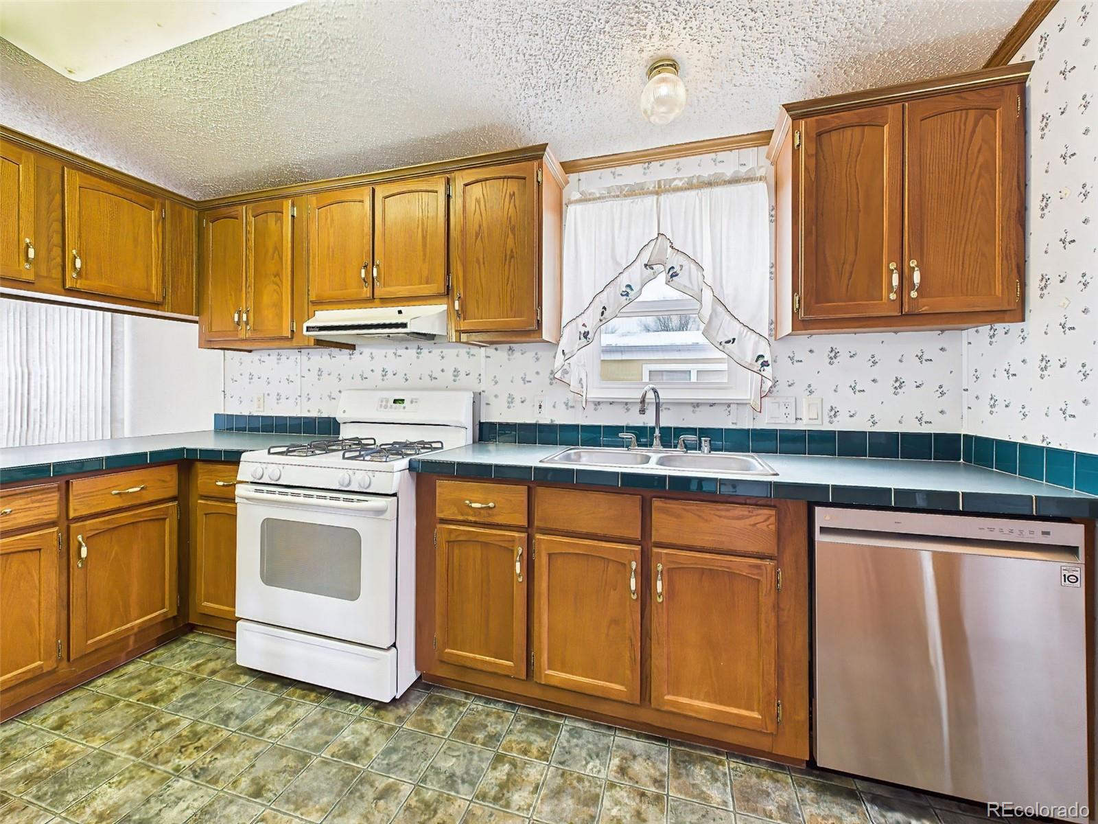 1095 Western D229 Drive