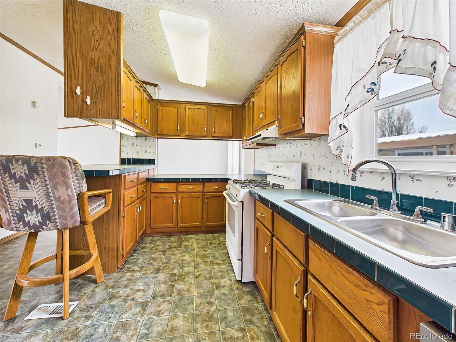 1095 Western D229 Drive