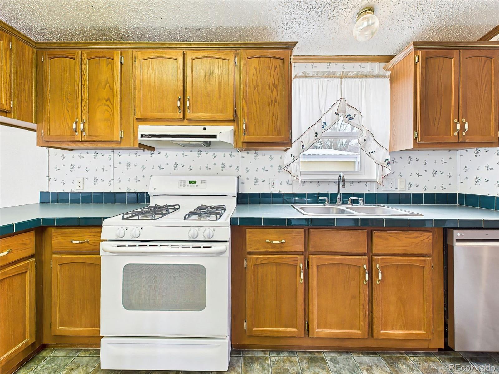 1095 Western D229 Drive