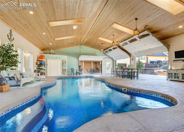 17305 W Goshawk Road