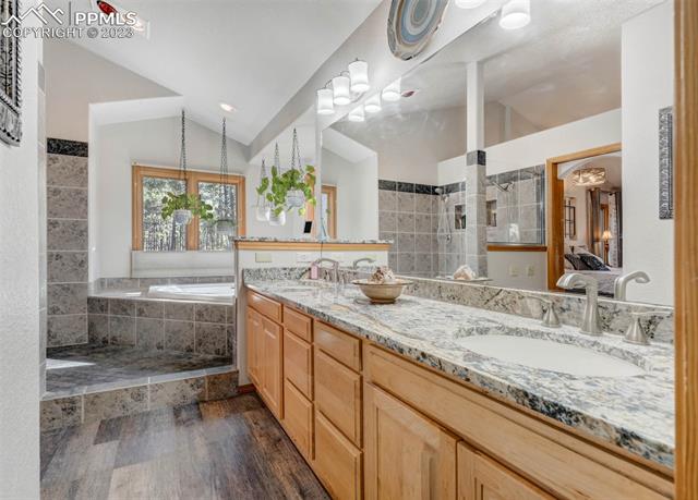 17305 W Goshawk Road