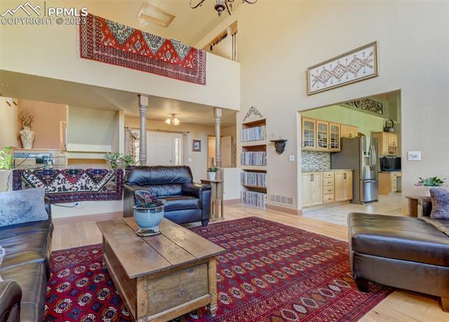 17305 W Goshawk Road