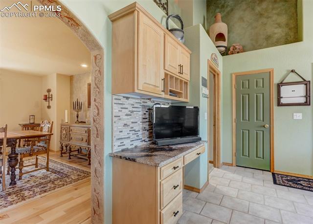 17305 W Goshawk Road