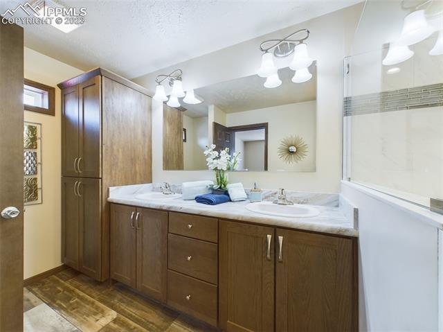 715 S Blakeland Drive