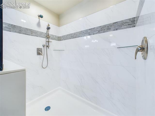 715 S Blakeland Drive