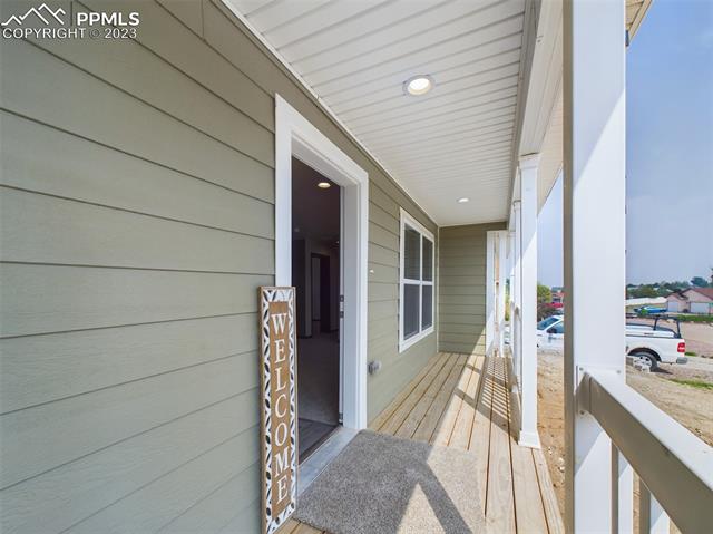 715 S Blakeland Drive