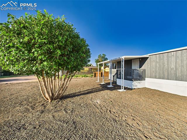 192 E Kipling Drive