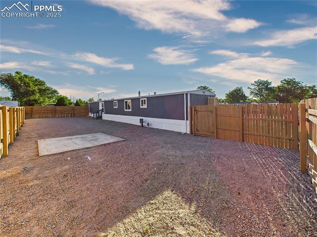 192 E Kipling Drive