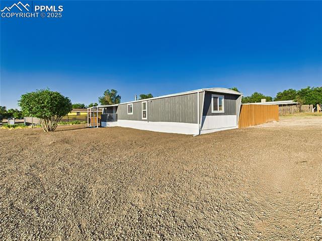192 E Kipling Drive