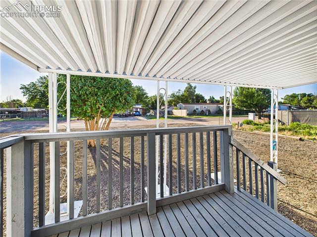 192 E Kipling Drive