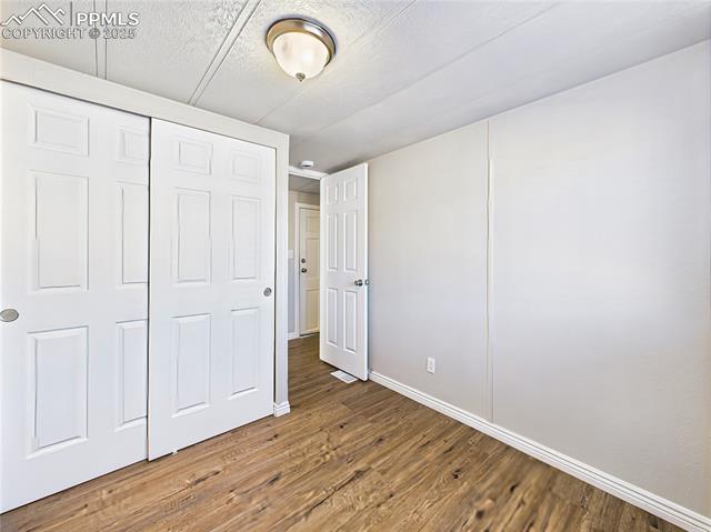 192 E Kipling Drive