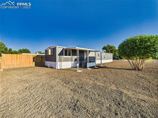 192 E Kipling Drive
