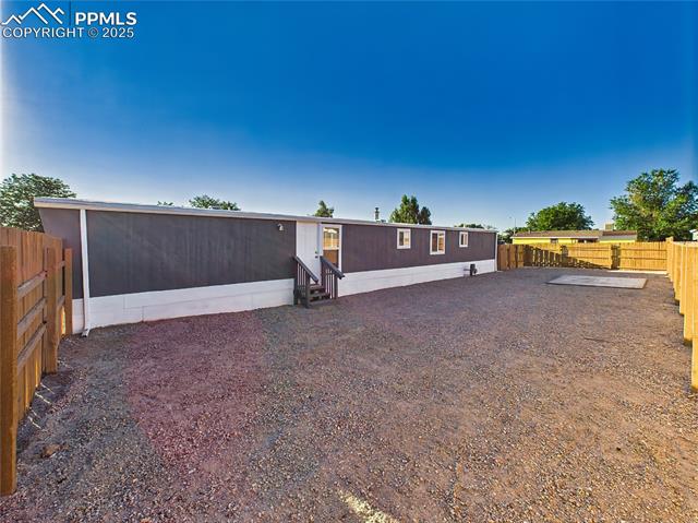 192 E Kipling Drive
