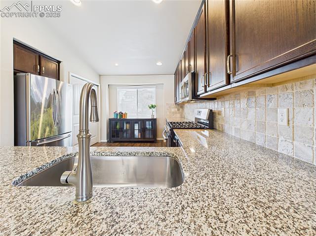 2668 Farrier Court