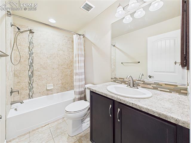 2668 Farrier Court