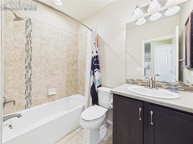 2668 Farrier Court