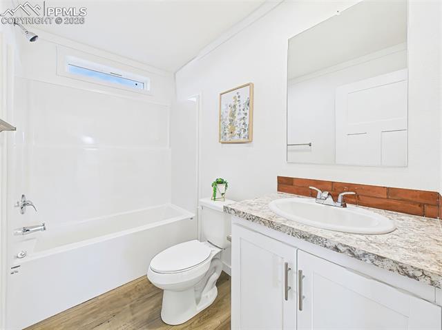77 E Dante Lane