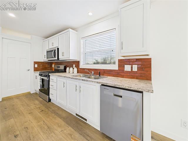 77 E Dante Lane