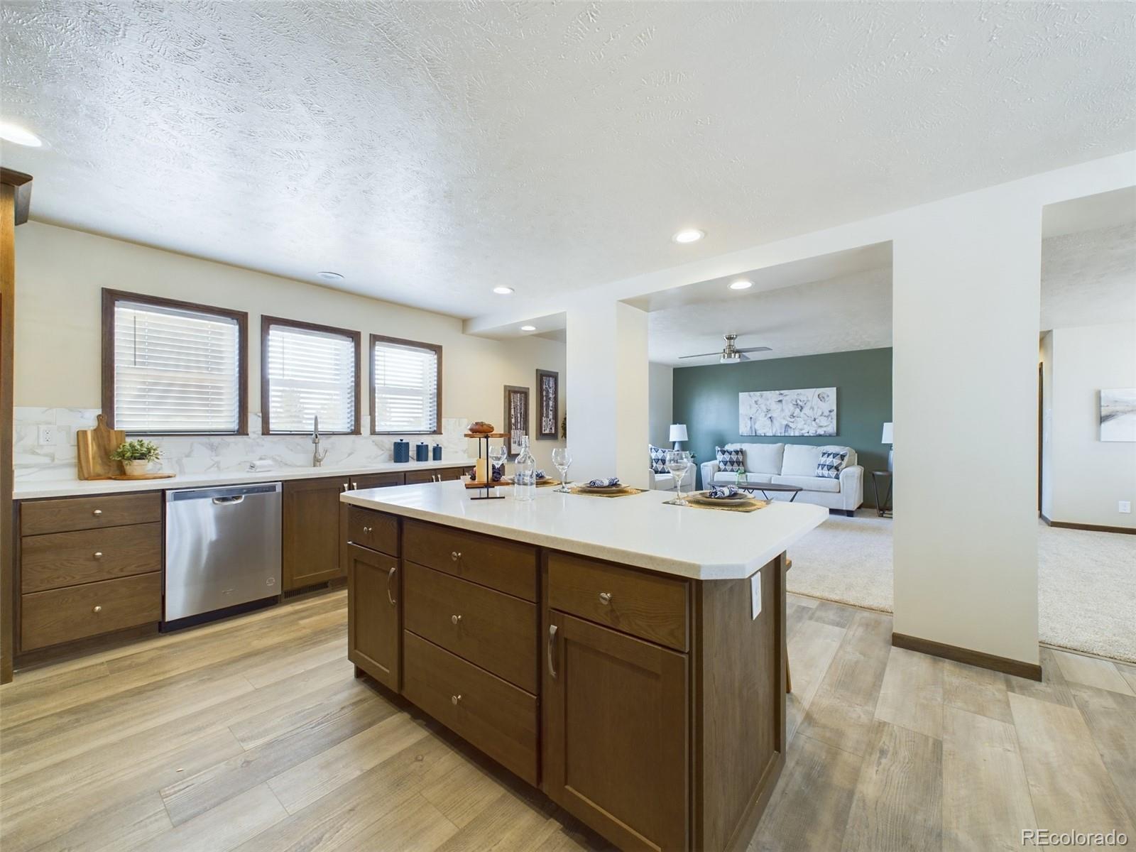 715 S Blakeland Drive