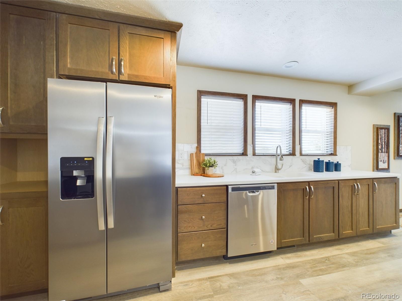 715 S Blakeland Drive