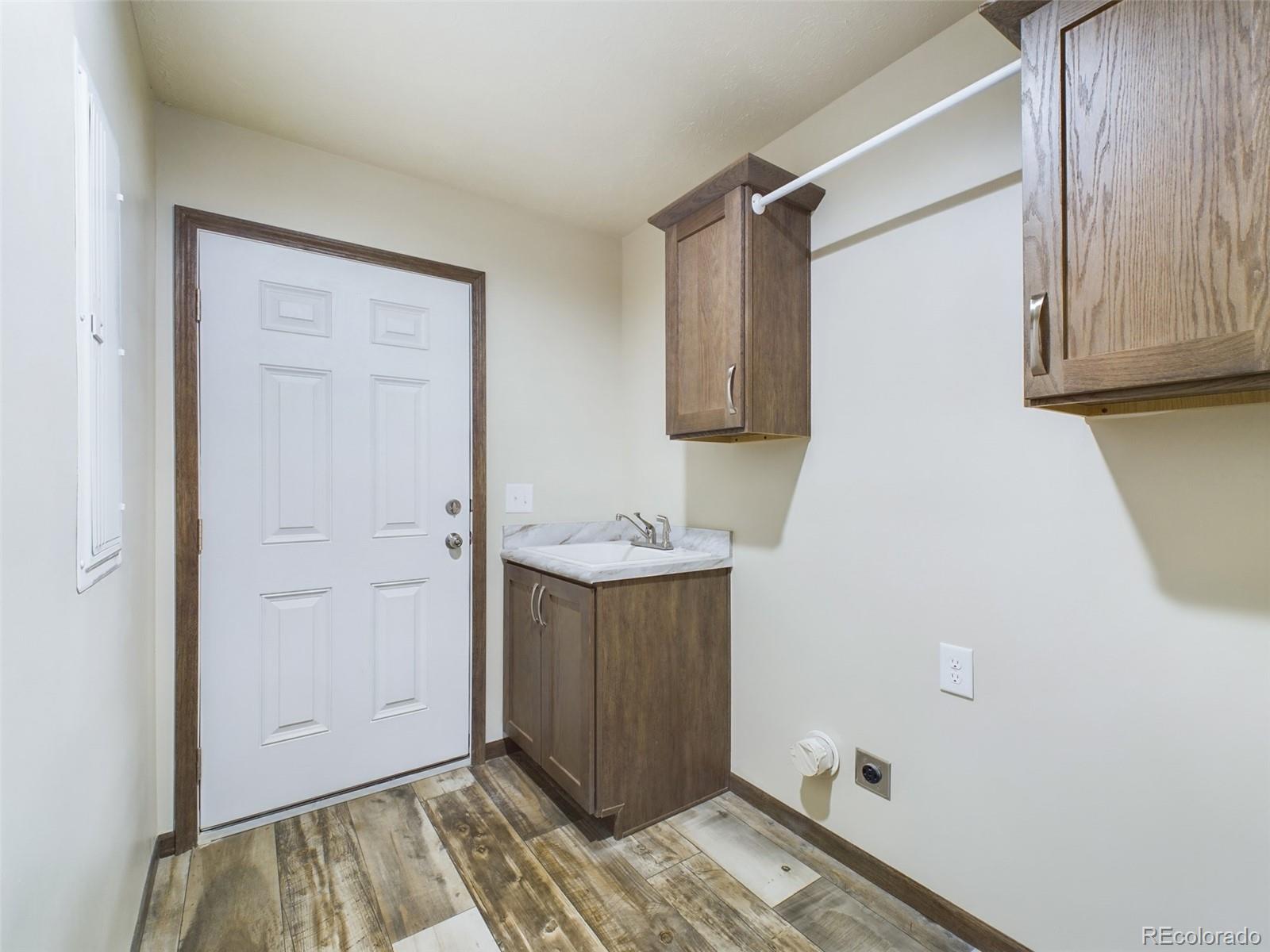 715 S Blakeland Drive