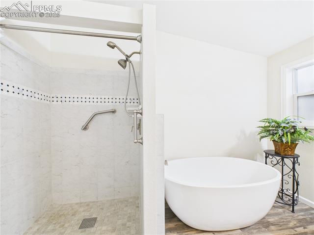 7611 Black Bear Point