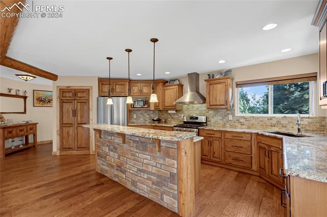 1076 Lucky Lady Drive