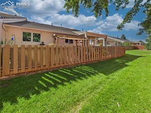 860 Loma Point