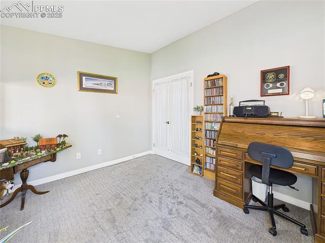860 Loma Point