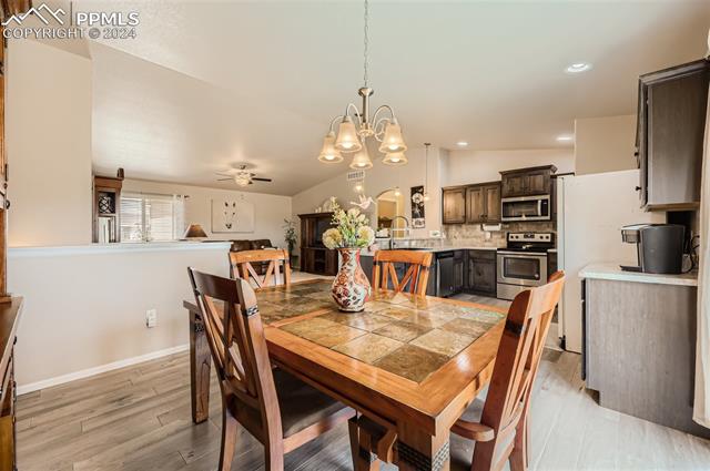 617 E Chaunsey Drive