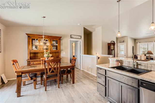 617 E Chaunsey Drive