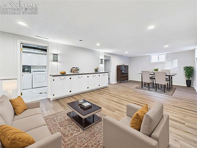 1107 Parkview Boulevard