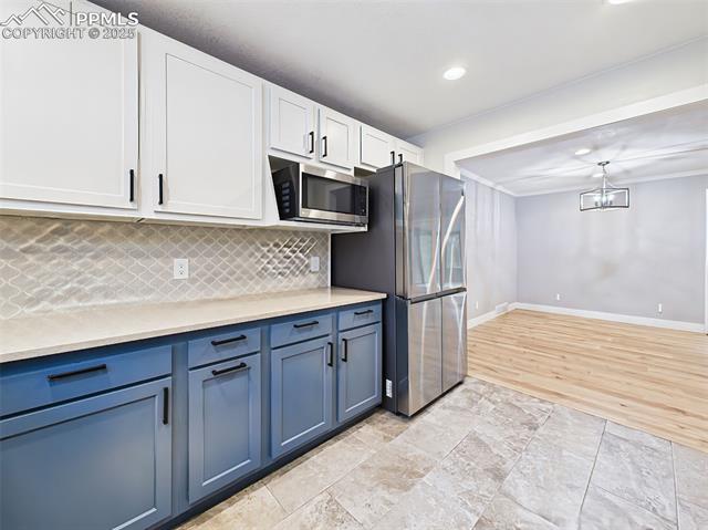 1107 Parkview Boulevard